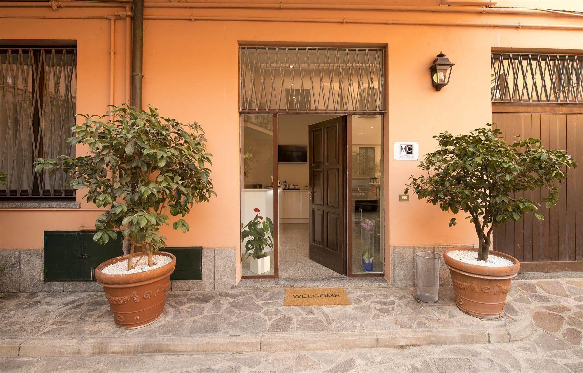 Monza City Rooms & Studios エクステリア 写真